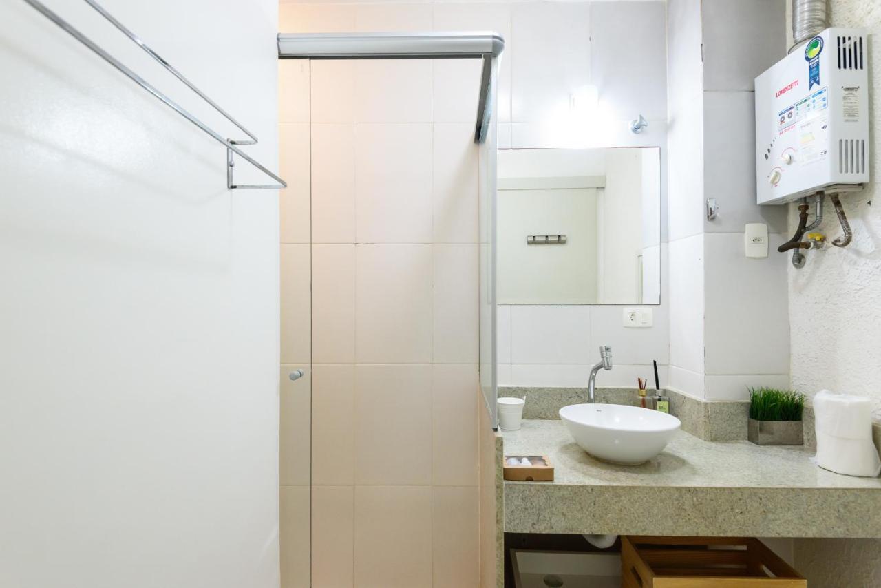 Pineapples Cg103 - Apartamento 2 Quartos, Bem Decorado E Em Otima Localizacao No Leblon Ріо-де-Жанейро Екстер'єр фото